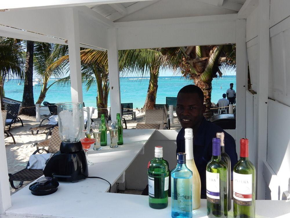 Apartahotel Green Coast Bavaro Exterior photo