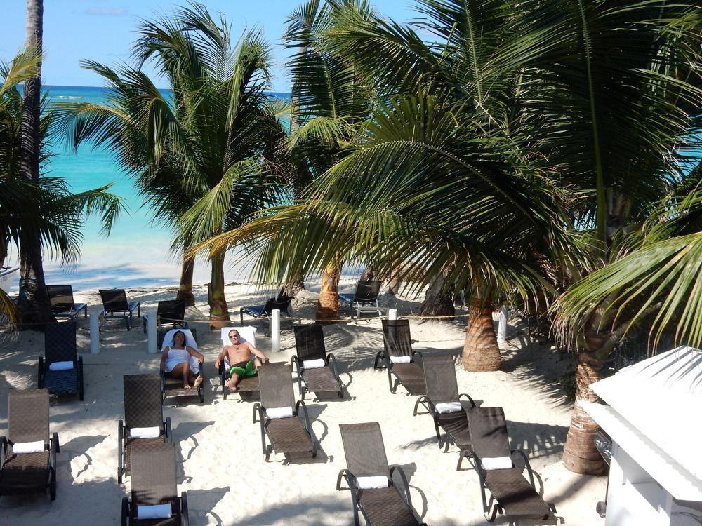Apartahotel Green Coast Bavaro Exterior photo